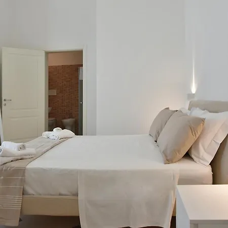 Adhoc Pensión Ragusa